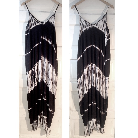 Lovestitch Mila Maxi Tie-Dye Dress with Pockets - Picture 3 of 8